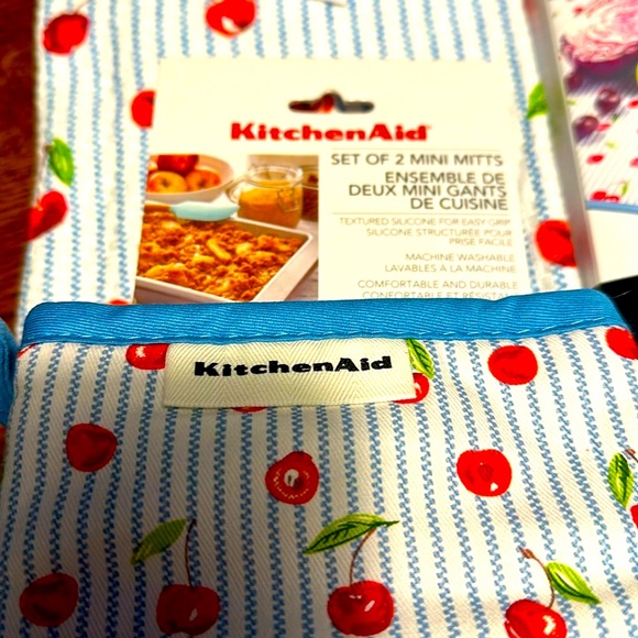 NWT Kitchen Aid Bundle! Cherry design. Price includes all three sets! - Picture 4 of 5